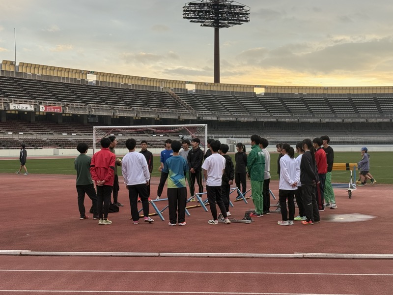 駒場運動公園 プロコーチの指導
