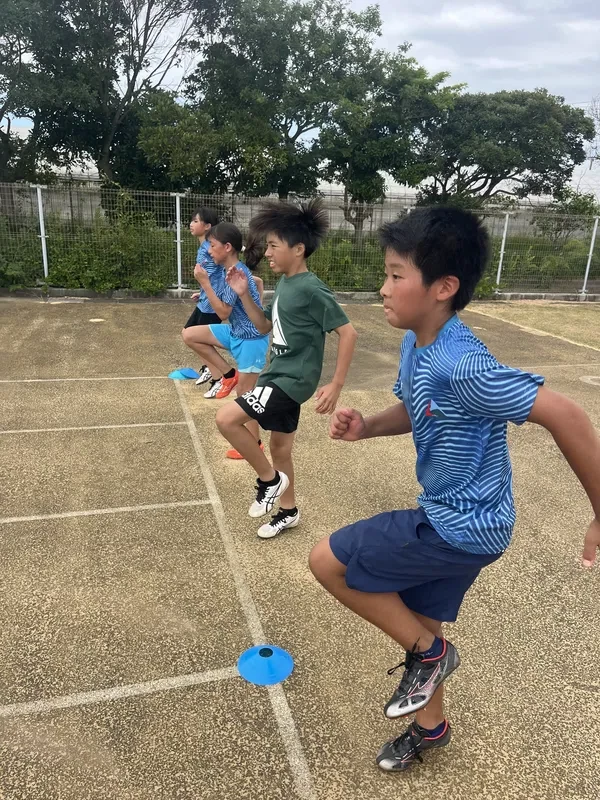 かけっこ教室レッスン風景｜TRIANGLE